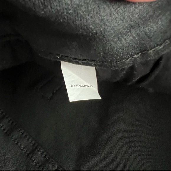 Jennifer Lopez Black Skinny Jeans - Mid Rise - 20W - Picture 9 of 10